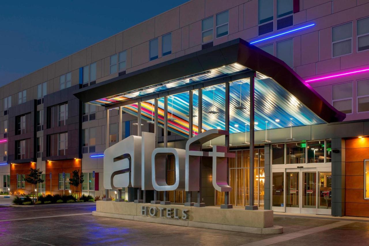 Aloft Omaha West Hotel Ngoại thất bức ảnh